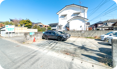 車でお越しの方